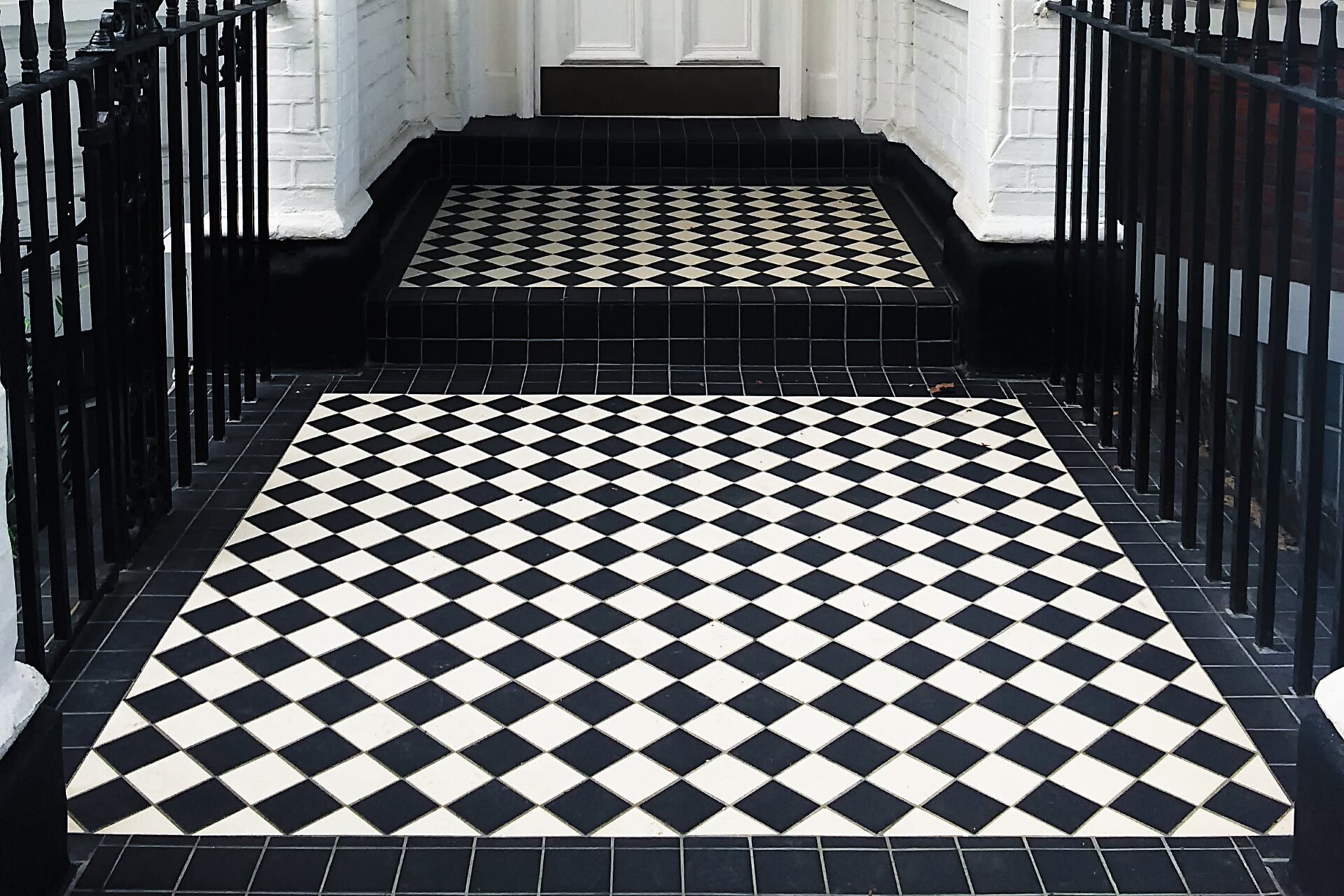 Victorian Paths/Edwardian Pathways/Mosaic Victorian Path Installers